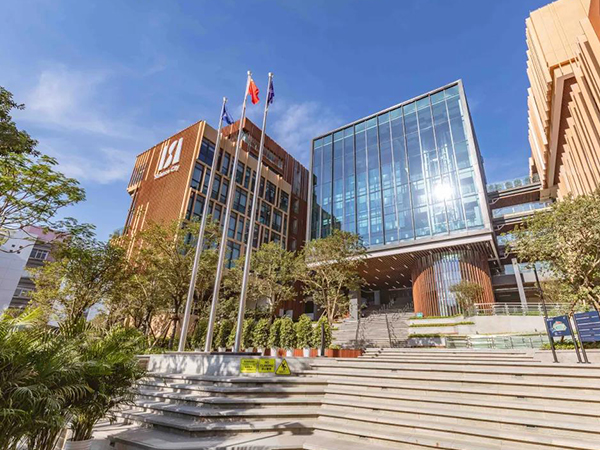 科学城爱莎校园入口与教学楼