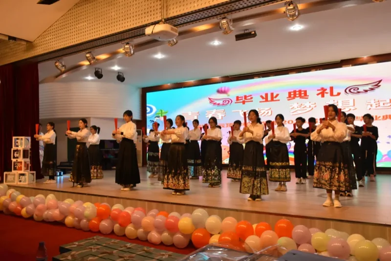 深圳市云顶学校日语国际部 | 学校活动 | 少年恰成长 筑梦行远方