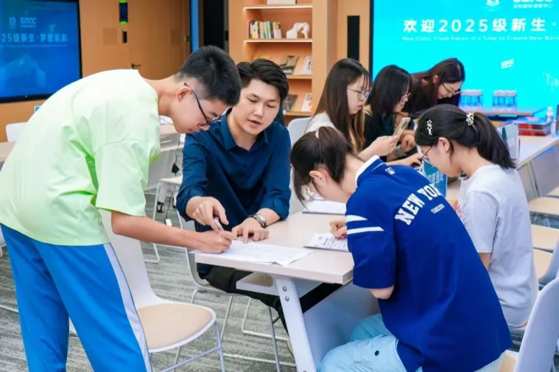 深圳国际课程中心SZICC | 你好,新同学!SZICC&SWAS 2025级新生闪亮登场!多图直击!精彩放送!(上)
