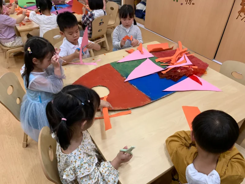 理德幼儿学园 | 横跨1.471亿公里的“太空探索计划”(下)