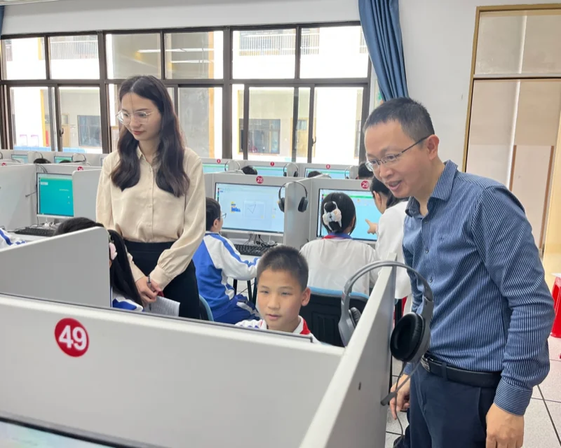 大道至简DSE(博恒橘郡校区)| 【党建引领聚合力 名师领航探AI】博恒实验学校“党建同心圆·名师进民校”人工智能专场活动圆满举行