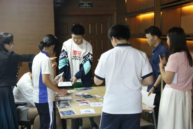 精英知了国际教育 | 探索AI奥秘,打造可交互式数字人训练营