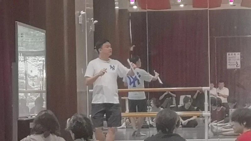 音奥艺术书院 | 把课堂折叠成剧场--音奥书院张老师BTEC表演课手记