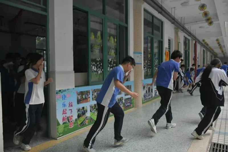 深圳市云顶学校国际班日语樱华书院 | 共筑安全防线,守护成长乐园