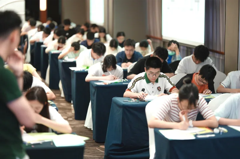 香港遵理国际教育 HKDSE | 全港DSE模拟考来袭!香港深圳广州东莞四城联动,助你决胜2026 DSE!