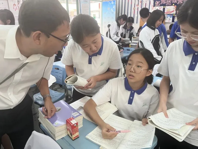 深圳市云顶学校国际班日语樱华书院 | 优质课堂绽芬芳 同台竞技谱华章