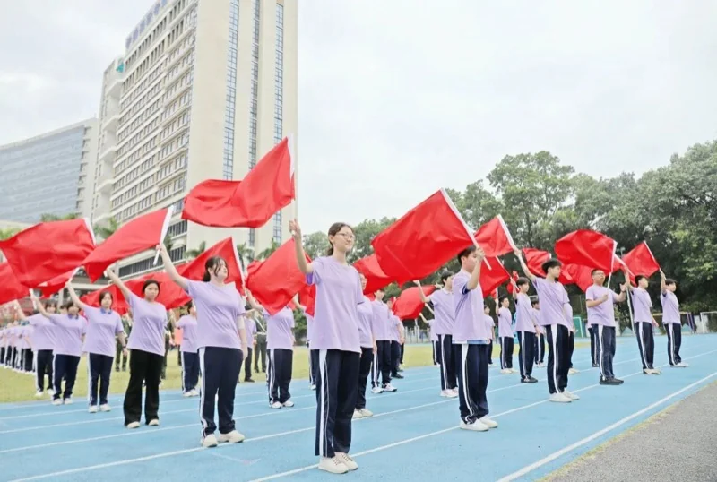 深圳市新福景双语学校 | 二十六载热血传承 体育节超燃开幕!