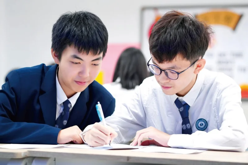 香港遵理国际教育 HKDSE | 预约开启!10月25日东莞暨大港澳子弟学校开放日,期待您的到来!
