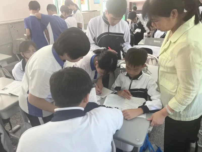 深圳市云顶学校国际班日语樱华书院 | 优质课堂绽芬芳 同台竞技谱华章