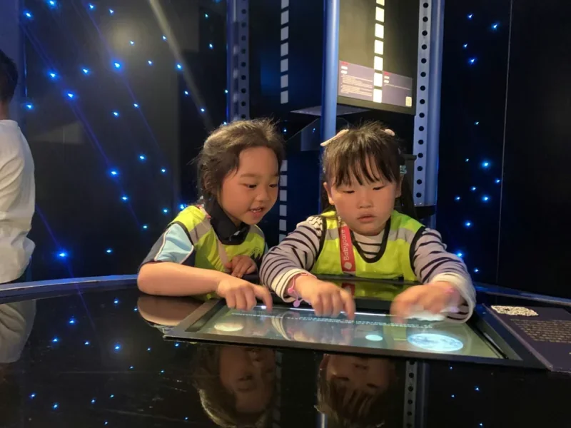 理德幼儿学园 | 横跨1.471亿公里的“太空探索计划”(下)