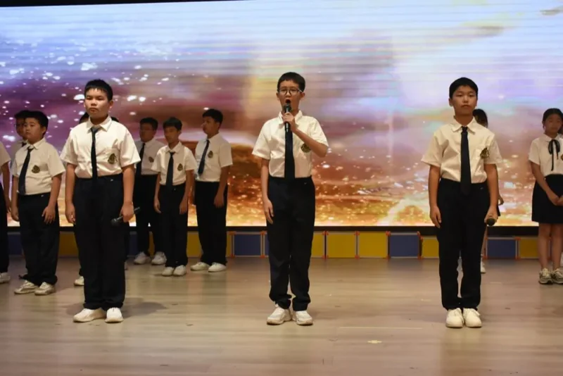 深圳市云顶学校国际班日语樱华书院   |   诵诗词经典   品盛世文明