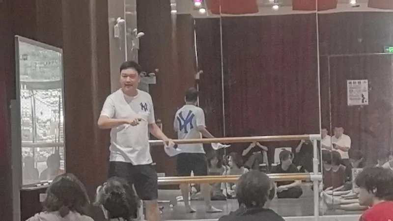 音奥艺术书院 | 把课堂折叠成剧场--音奥书院张老师BTEC表演课手记