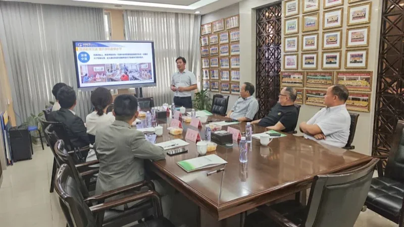 深圳罗湖港人子弟学校丨【校际交流】香港遵理集团领导一行访校交流
