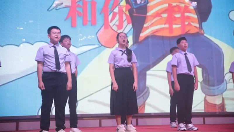 深圳罗湖港人子弟学校 | 【2024届毕业典礼】少年逐梦 一路生花