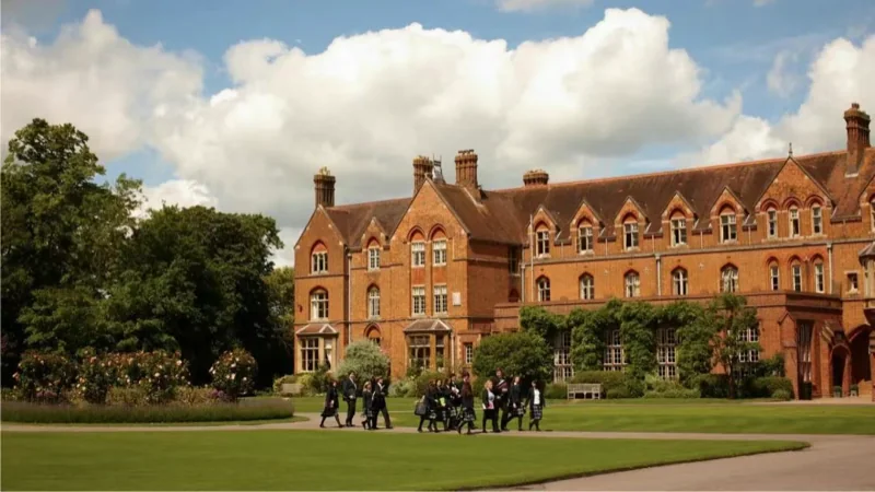 智略国际教育 | 英国升学分享会回顾|从新加坡国际学校,跃迁英国顶尖名校