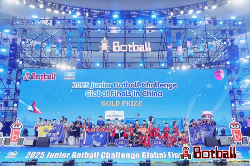 科发幼儿园 | 未来宇宙,由你建造!Botball 2025-2026「乐高新赛季」深圳站震撼开启!