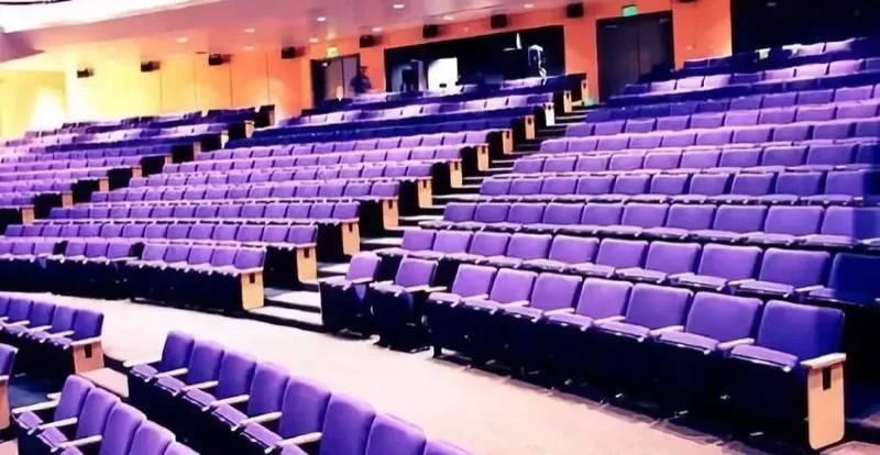 加州峡谷大学 | 加州峡谷学院College of the Canyons