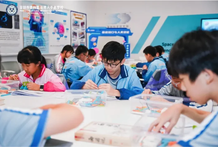 深圳市普林云海港人子弟学校 | 践行先生箴言：PSIS学子赴深圳、香港参加尖端科技实践