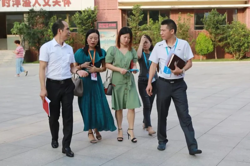 深圳珊蒂泉外国语学校国际部——家校护航,共促成长——珊蒂泉外国语学校成立第二届家长委员会