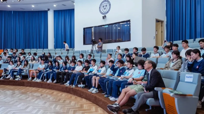 深圳市普林云海港人子弟学校 | 从课堂到未来:香港教育大学博士讲师为普林学子解码科学教育新机遇