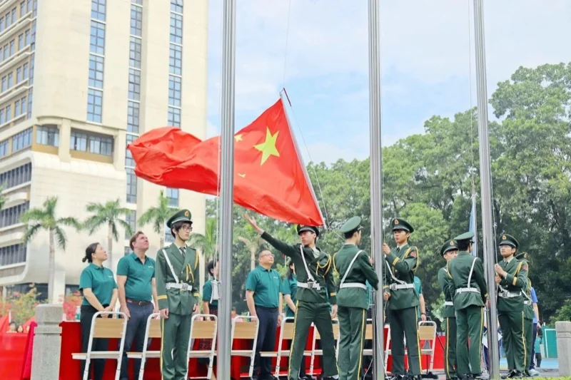 深圳市新福景双语学校 | 二十六载热血传承 体育节超燃开幕!