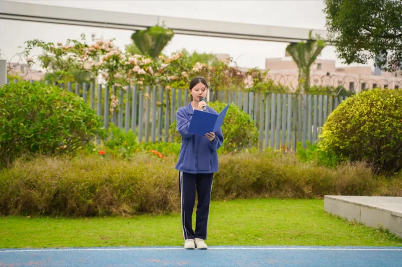 深圳市中新中学 | 规范塑行，习惯铸魂 I 深圳市中新中学第八周升旗仪式
