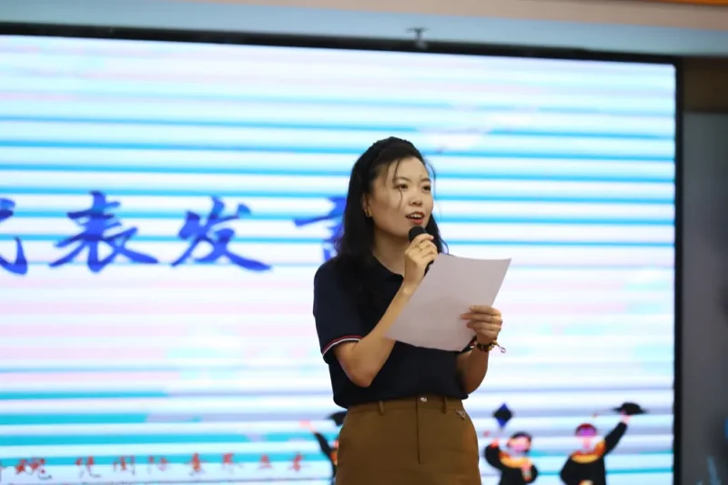 深圳市坪山区弘金地学校 | 于道各努力 千里自同风