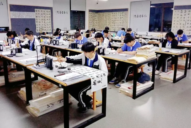 格睿特高级中学香港DSE班  |   重磅 | 深圳市格睿特高级中学2024招生简章
