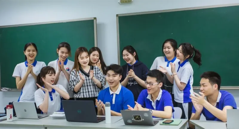 深圳高级中学国际课程体系 | 走向世界，从泽田路8号开始！