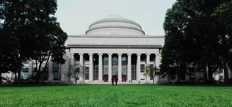同窗教育 | US.News美国大学11年排名走势揭秘,哪些美国大学稳居TOP50?