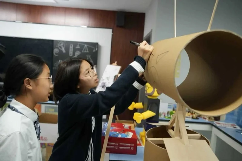 深圳市普林云海港人子弟学校 | 践行先生箴言：PSIS学子赴深圳、香港参加尖端科技实践