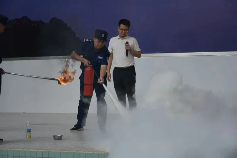 深圳市云顶学校国际班日语樱华书院 | 共筑安全防线,守护成长乐园