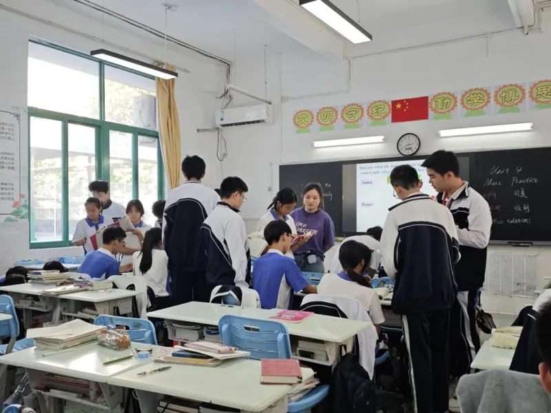 深圳市云顶学校国际班日语樱华书院  |  大道众行展风采 魅力课堂促花开